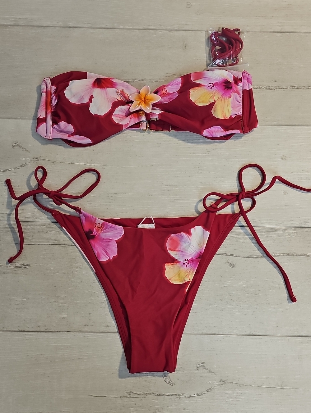Wild Fable Women's L Tropical Floral Bandeau Tie-Side Bikini Set in Fuschia